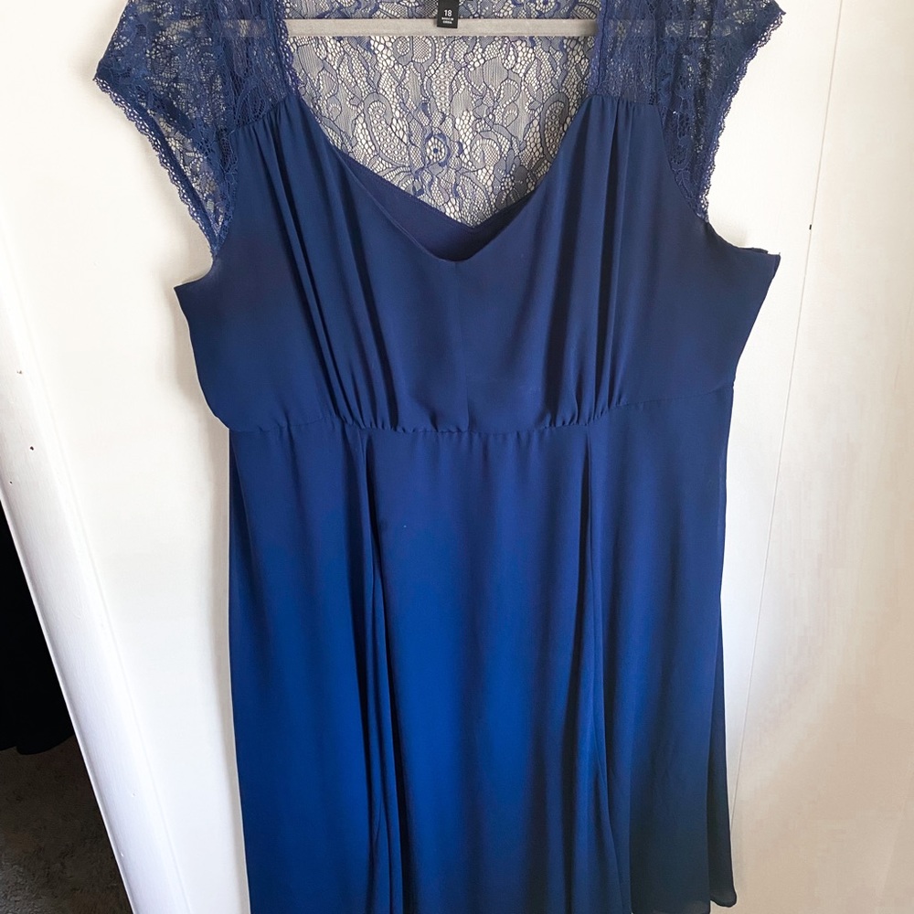 Torrid navy lace shoulder midi dress